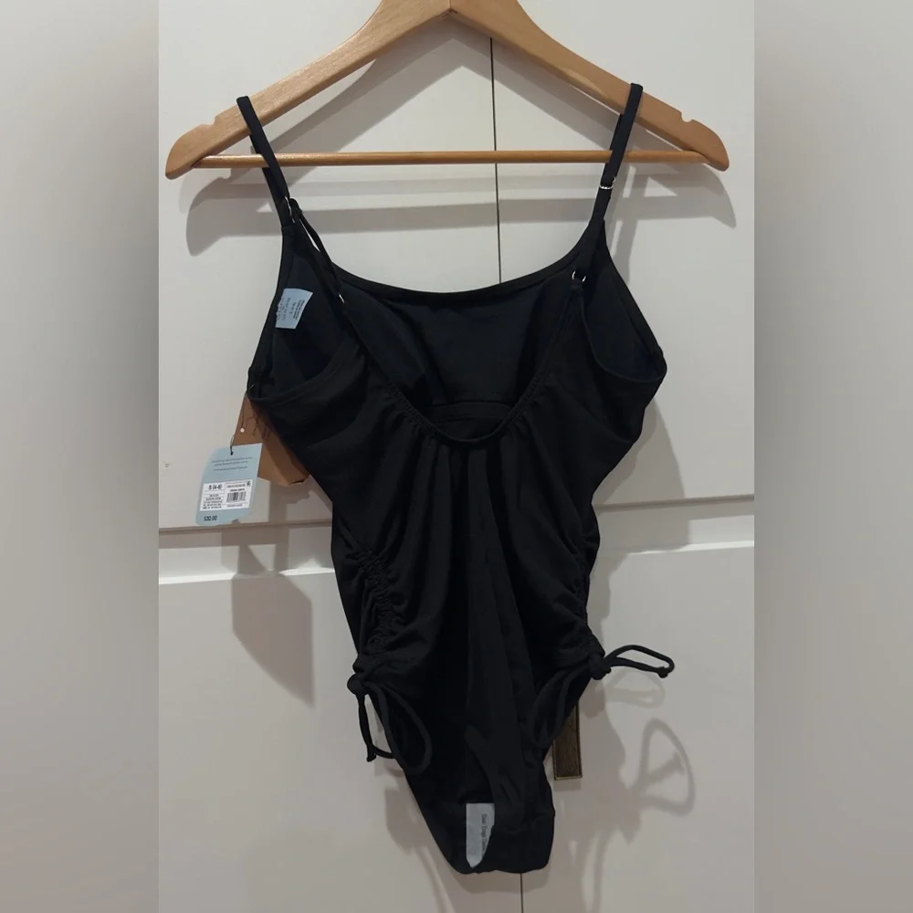 Women’s Ribbed Adjustable Drawstring Medium Coverage One Piece Swimsuit - Picture 6 of 7